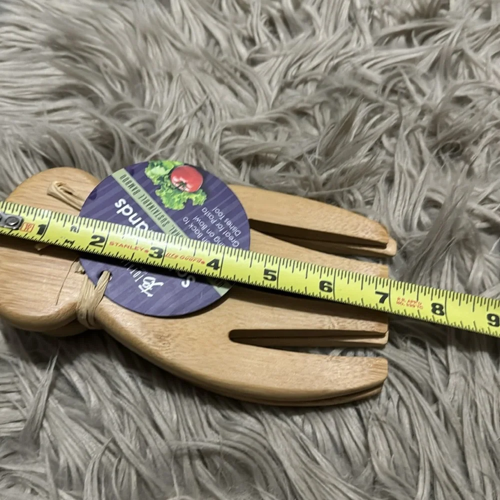 NWT Salad Hands-from Totally Bamboo-Natural Sustainable Bamboo Material